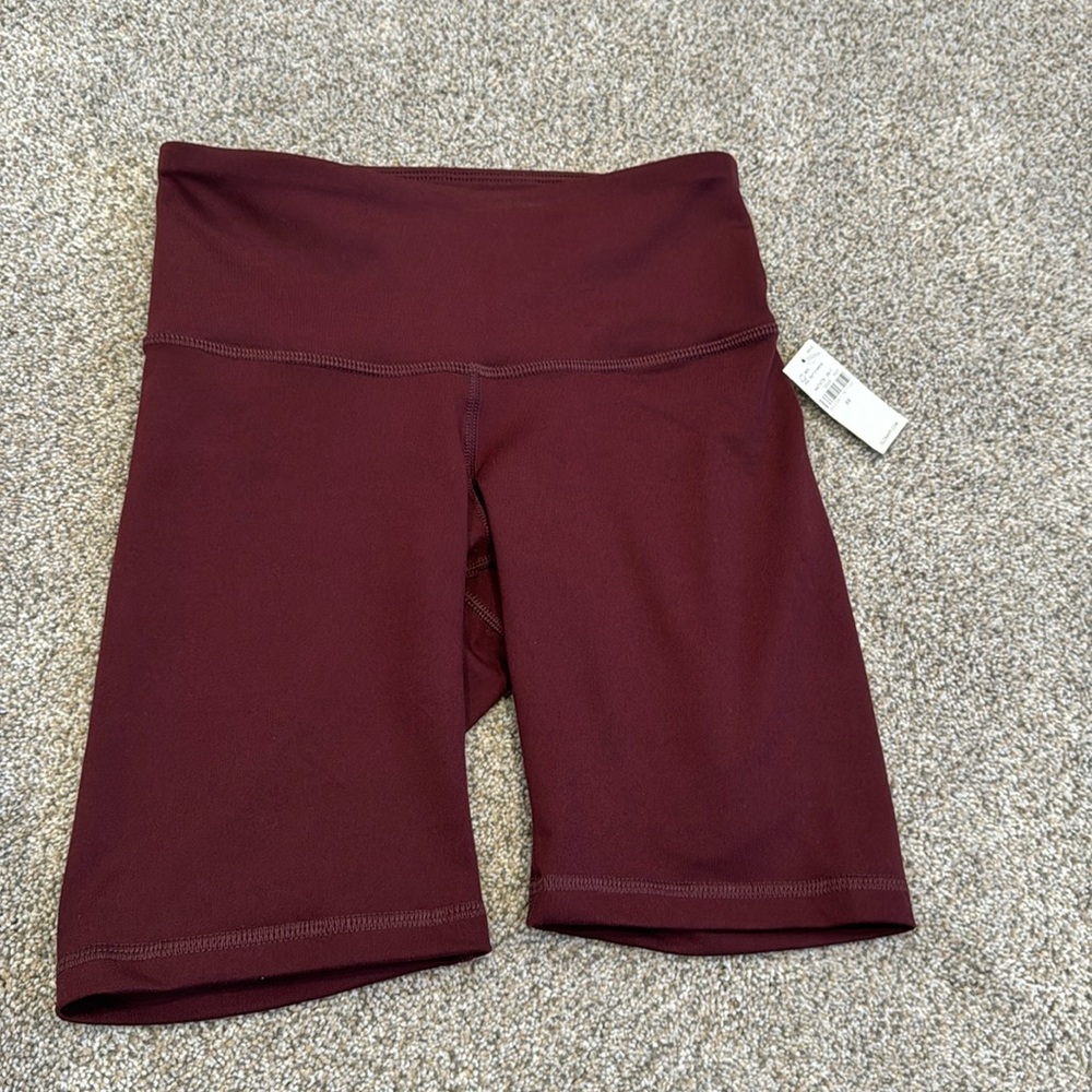 NWT Old Navy Active PowerPress High-Rise 8” Bike Short